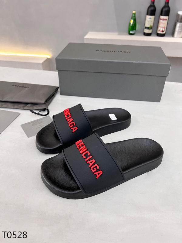 Balenciaga Men's Slippers 135